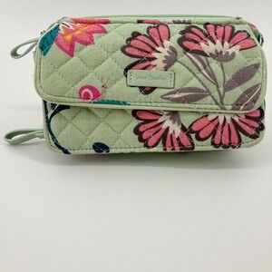 Vera Bradley Iconic RFID Crossbody Wristlet Wallet Retired Mint Flowers NWT Twee